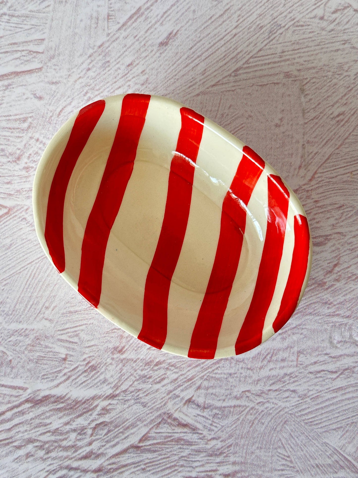 Ceramic stripe  Bowl, Red  7x5x2 Inches