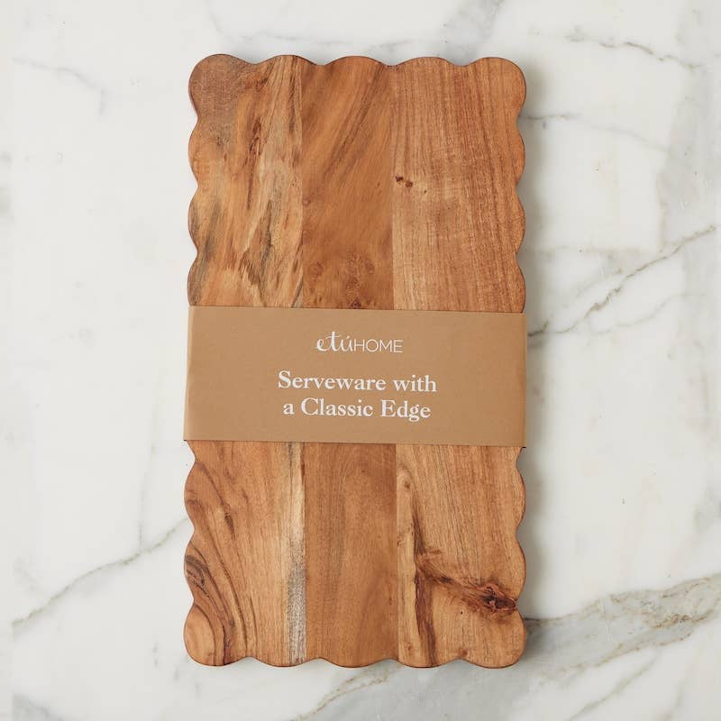 Scalloped Cutting Board, Medium Rectangle Plank
