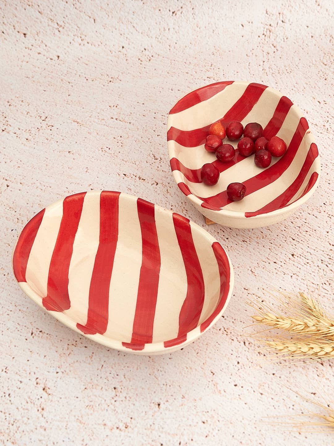 Ceramic stripe  Bowl, Red  7x5x2 Inches