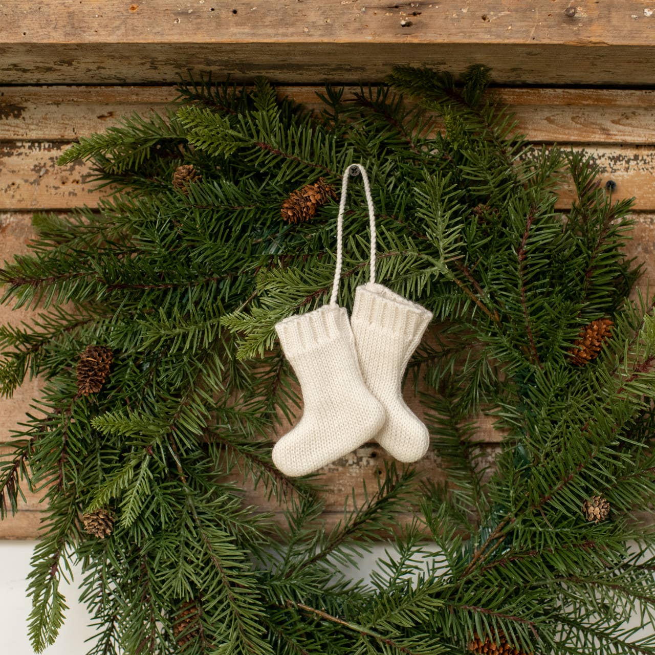 4" WHITE STOCKING ORNAMENT