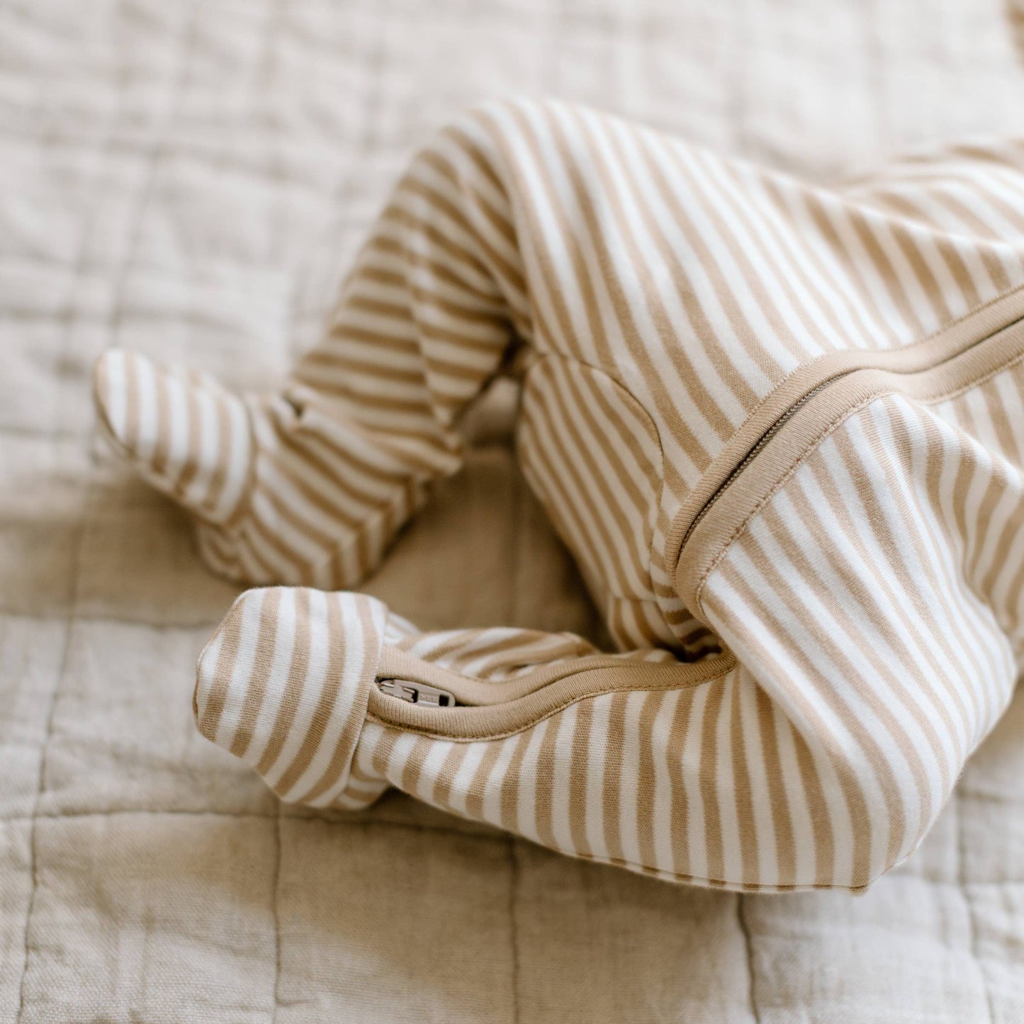 Peyton Zipper Sleeper - Stripe Collection