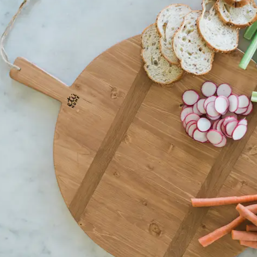 Round Pine Charcuterie Board-Large